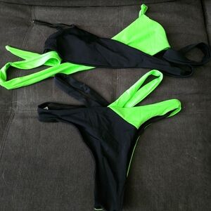 Black and neon green matching set